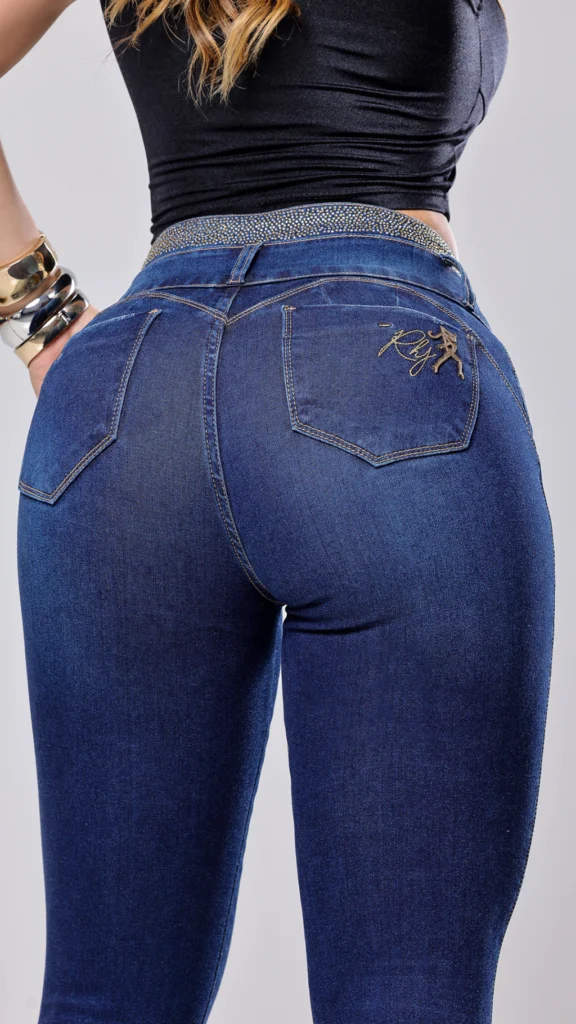 Calca Jeans Cigarrete Charm com Brilho