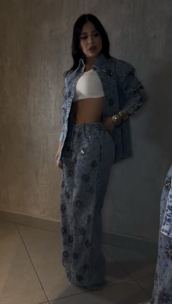 Conjunto Jeans Bordado Shine