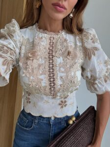 Blusa Cropped Bordado Floral