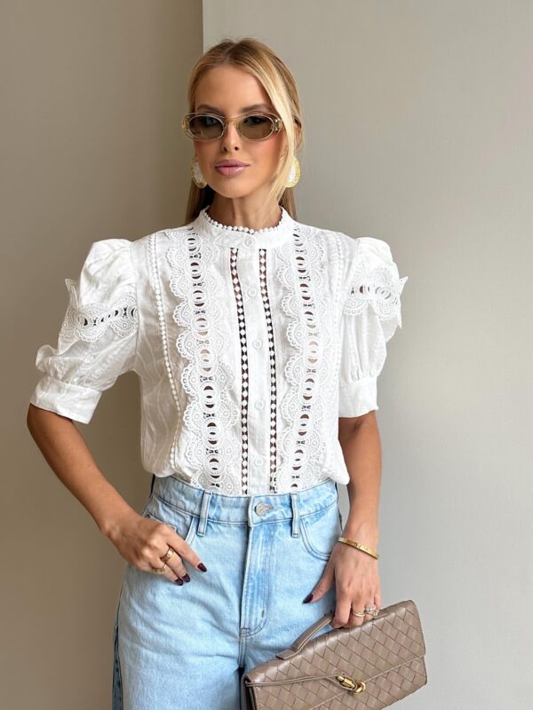 Blusa Laise Gola Alta Manga Bufante Branca