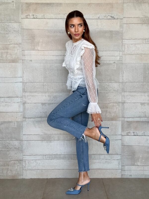 Blusa Tule Poa com Renda Manga Longa