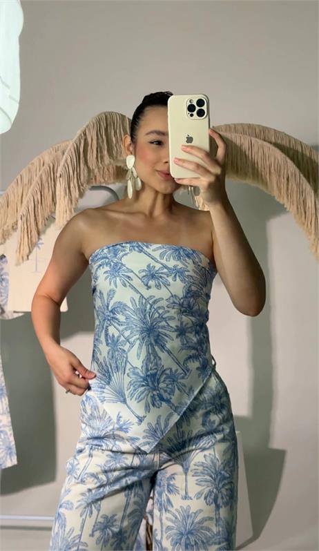 Blusa Lenço Tomara que Caia Estampa Coqueiro