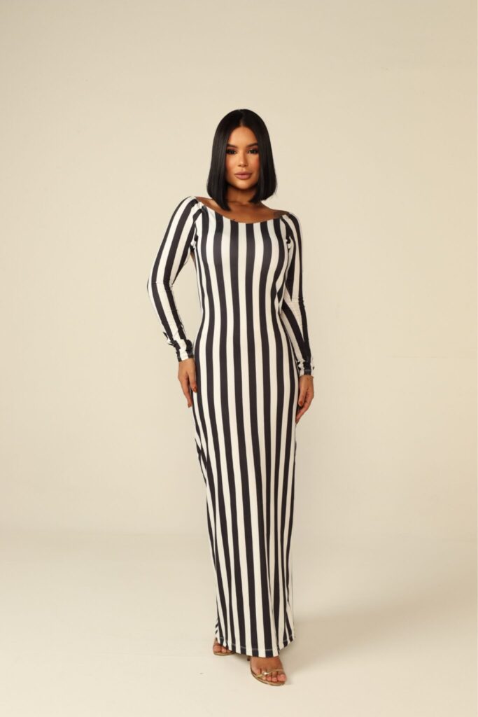 Vestido Longo Manga Longa Listrado