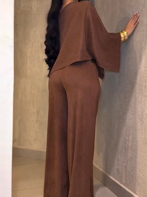 Conjunto Feminino Pantalona com Blusa Elegante