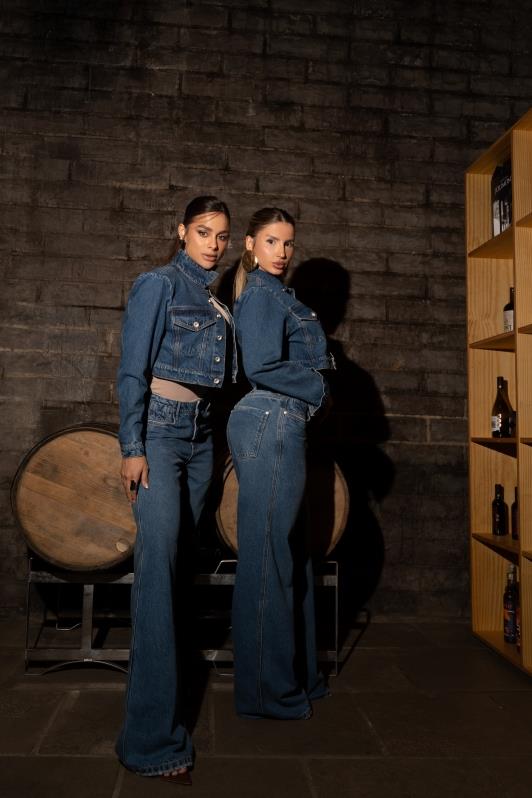 Calca Wide Leg Jeans Medio